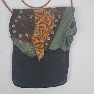 White Buffalo Creations Handmade Leather Crossbody